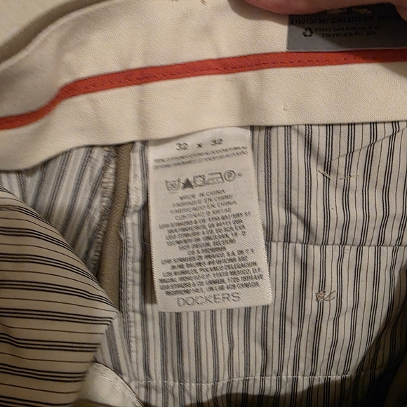 Dockers Men's Khacki Classic Fit D3 Pants Size W32 L32 - Picture 6 of 8